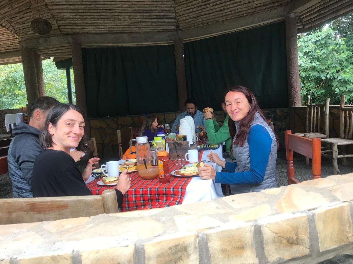 Songota Falls Lodge Arusha Bagian luar foto