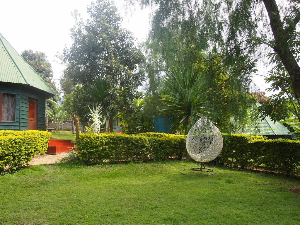 Songota Falls Lodge Arusha Bagian luar foto